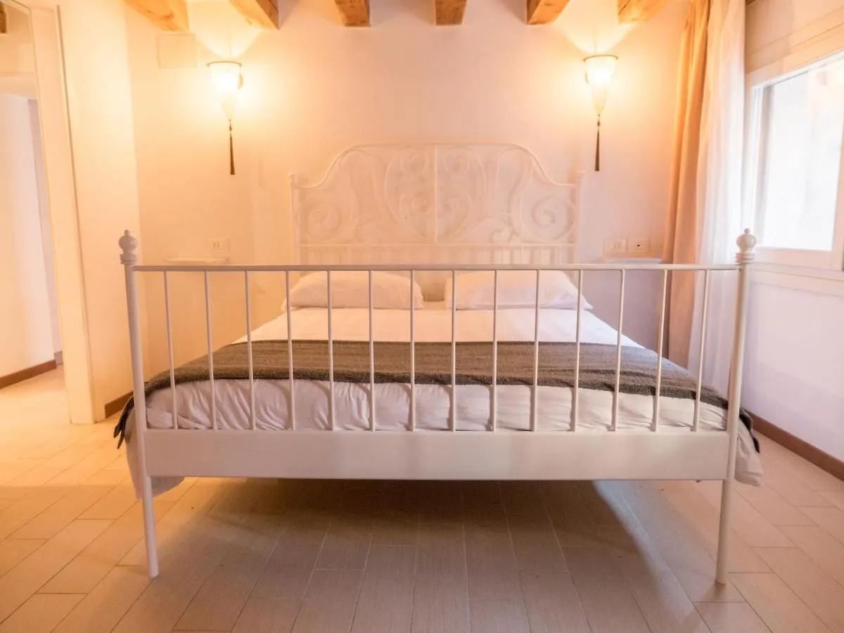 Apartment San Felice Your Venice Italy